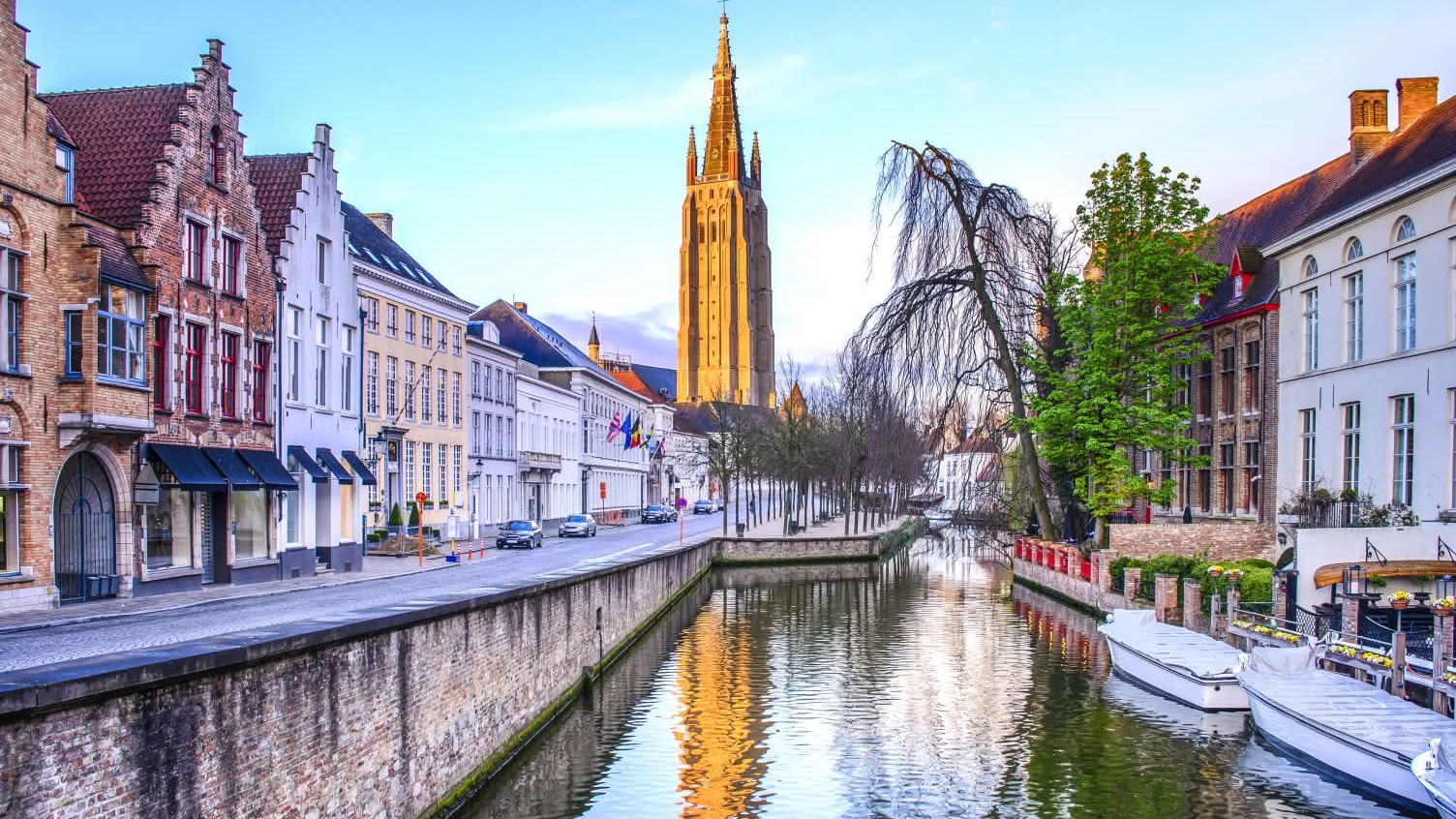 Brugge: Liebfrauenkirche - Brugge | Secret World Trip Planner