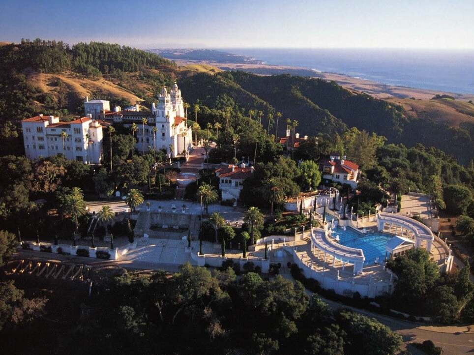 Hearst-Gaztelu | Gotikoa liburutegia - San Simeon | Secret World Trip Planner