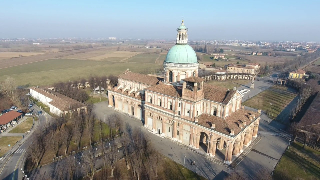 Santuario de Santa Maria del Fonte en Caravaggio - Santuario di Caravaggio | Secret World Trip Planner