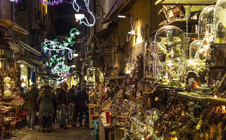 San Gregorio Armeno et Noël - Napoli | Secret World Trip Planner