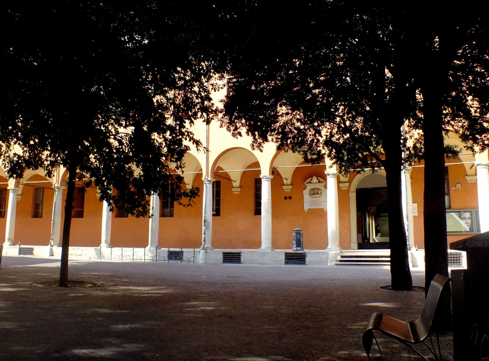 Arte Galeria Bologna - Bologna | Secret World Trip Planner
