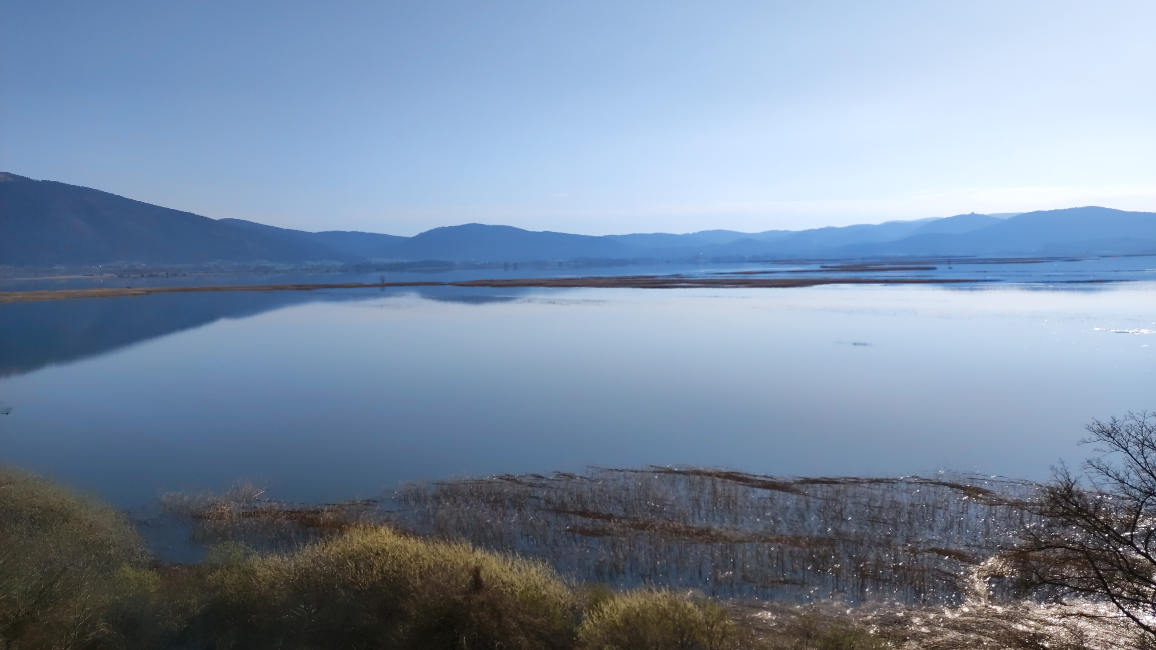 Slovenia Ayu |Cerknica Lake,ilang lake | Secret World Trip Planner