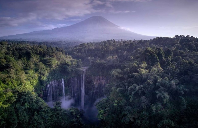 Cascata di Tumpak Sewu — Kabupaten Lumajang