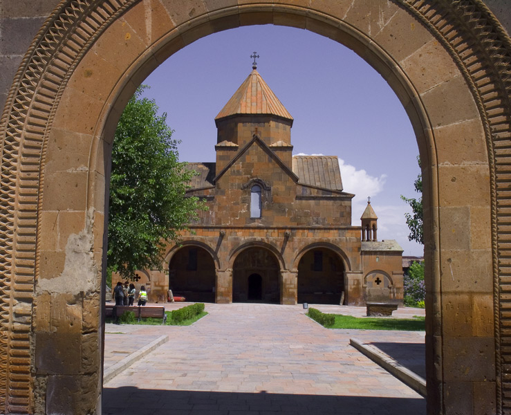 Naomh eaglais Gayane - Echmiadzin | Secret World Trip Planner