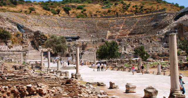 Efesos: En tidløs rejse gennem ekkoet af den antikke civilisation - Efes Harabeleri | Secret World Trip Planner