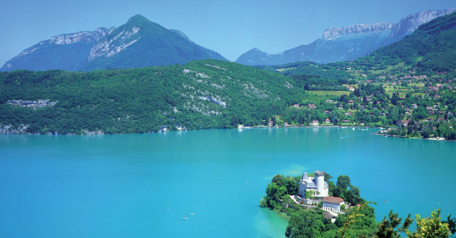 Lake Annecy, France - Lake Annecy | Secret World Trip Planner