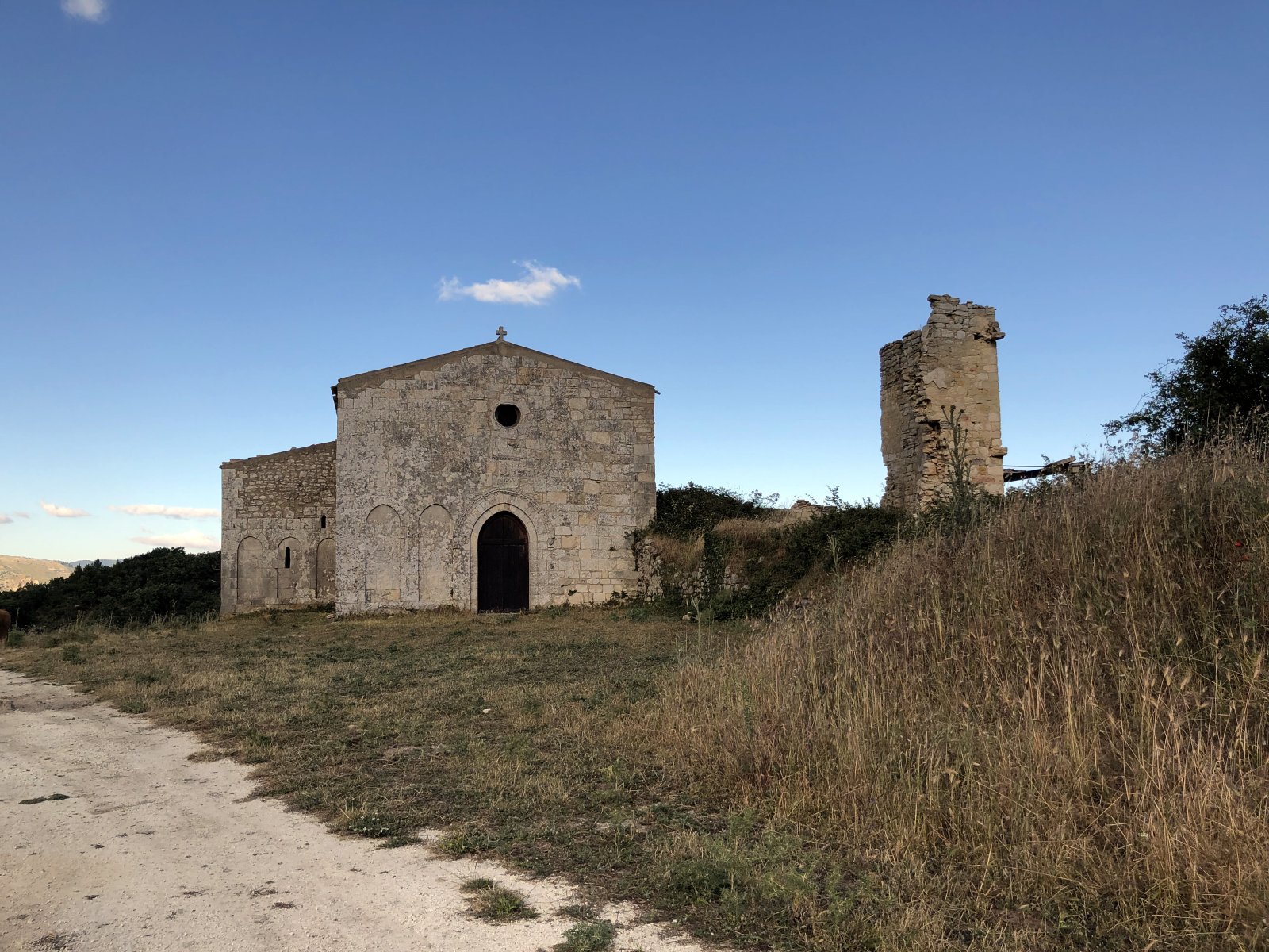 Tearmann Rifesi - Unnamed Road | Secret World Trip Planner