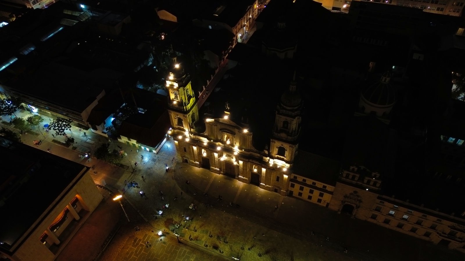 Bogotà et la magnifique Plaza de Bolivar - Bogotá | Secret World Trip Planner