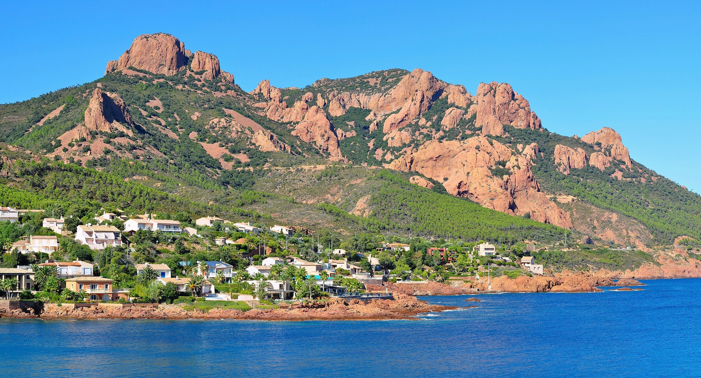 Esterel masīvs - Fréjus | Secret World Trip Planner