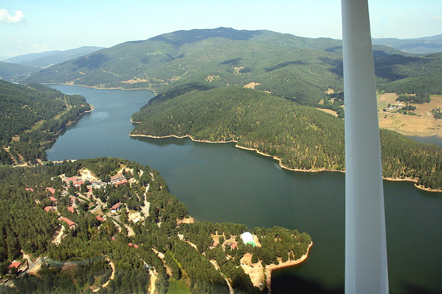 جھیل امپولینو - Lago Ampollino | Secret World Trip Planner