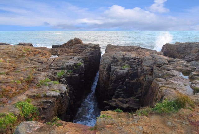 Le Puits d'Enfer - Les Sables-d'Olonne | Secret World Trip Planner