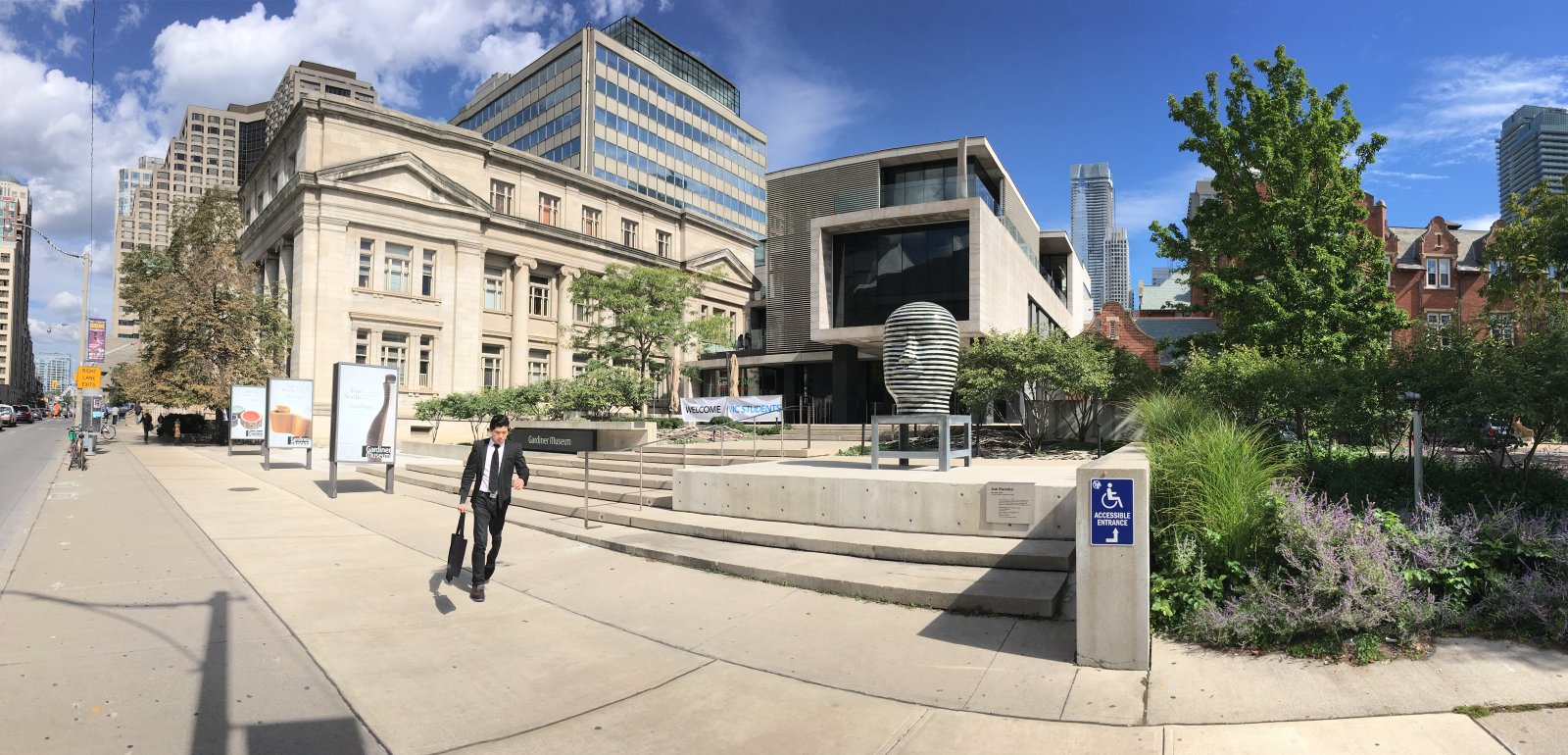 இந்த கார்டினர் அருங்காட்சியகம் பீங்கான் கலை - Toronto | Secret World Trip Planner