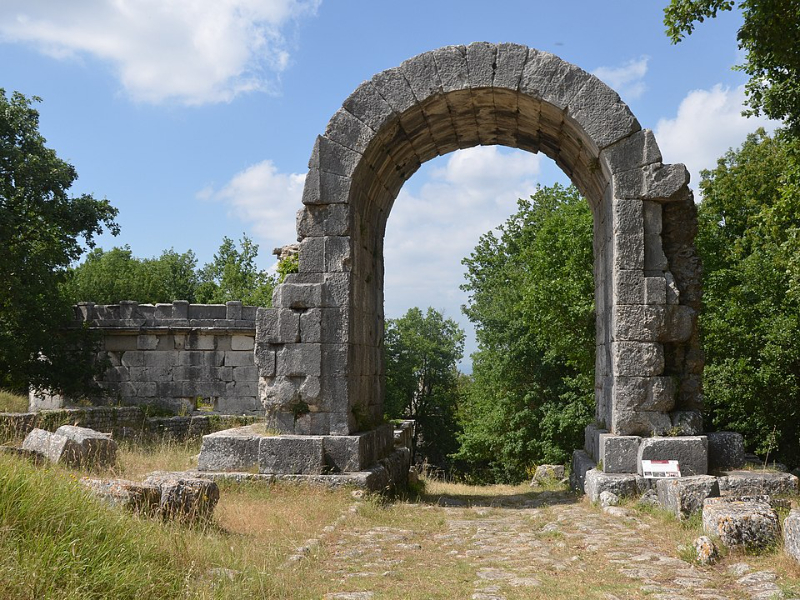 Archeologische site van Carsulae - Ussel | Secret World Trip Planner