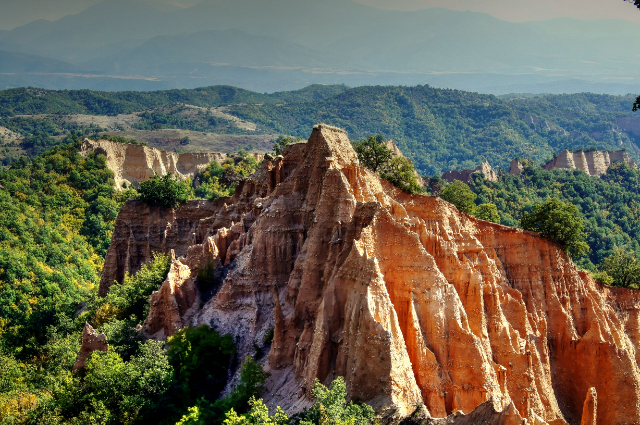 Pyramides de grès de Melnik - Sandanski | Secret World Trip Planner