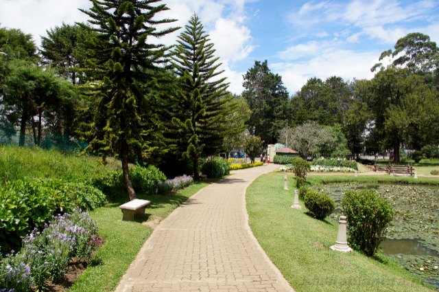 Victoria Park - Nuwara Eliya | Secret World Trip Planner