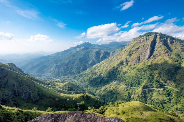 Adam's Peak - Sri Pada | Secret World Trip Planner