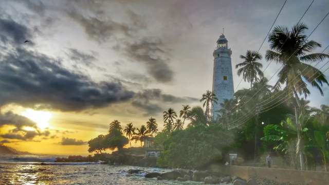 Dondra Head Lighthouse - Dondra | Secret World Trip Planner