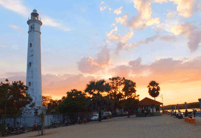 Dondra Head Lighthouse - Dondra | Secret World Trip Planner