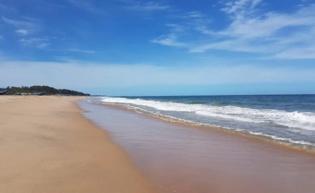 Kallady Beach - Kallady | Secret World Trip Planner