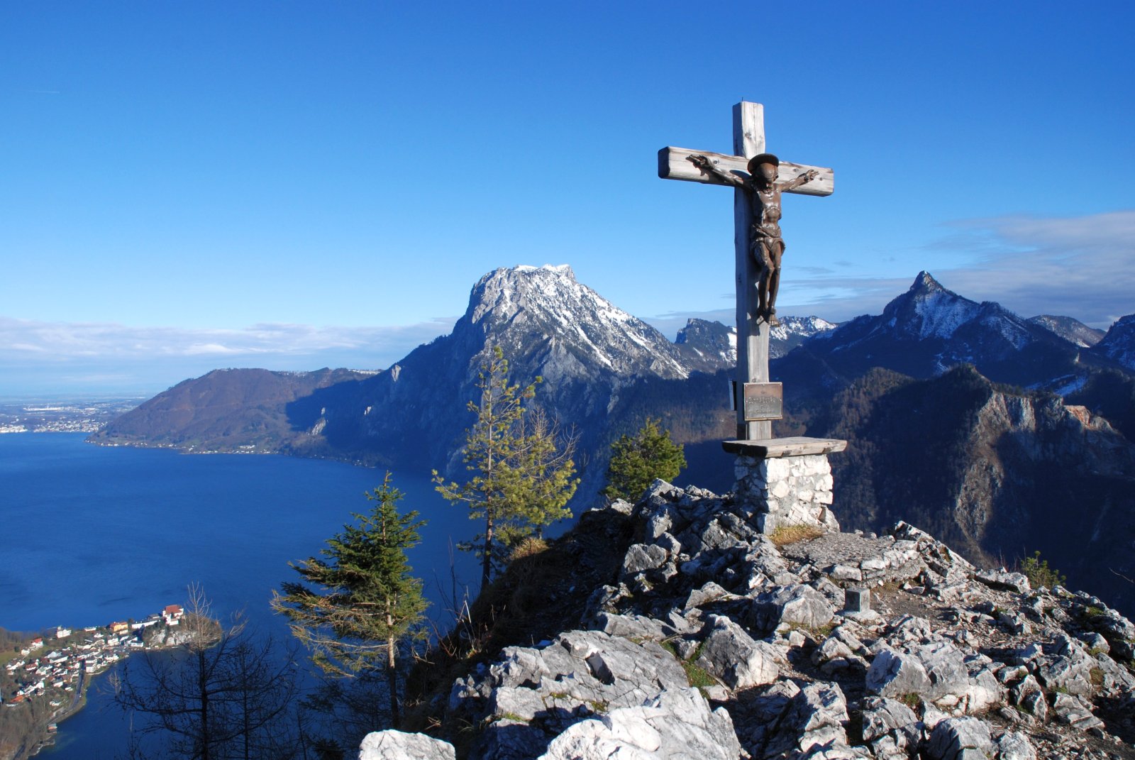 Kleine Sonnstein - Traunkirchen | Secret World Trip Planner