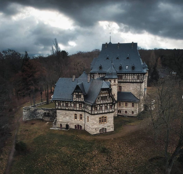 Vila Pflugensberg - Eisenach | Secret World Trip Planner