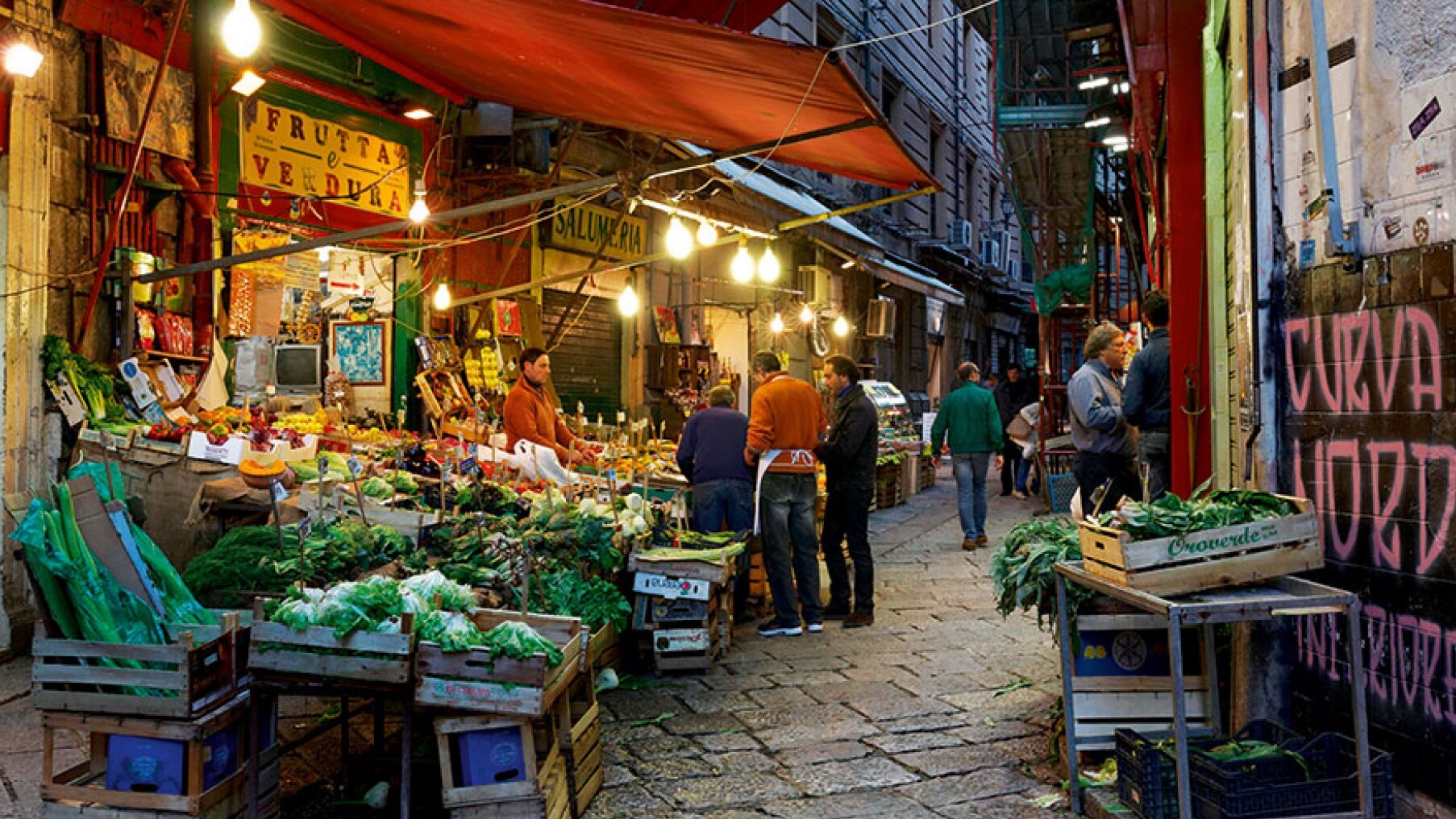 بیلا اٹلی - Vucciria مارکیٹ ( سسلی ) - Palermo | Secret World Trip Planner