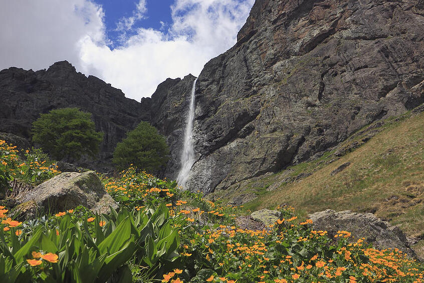 Rayskoto Praskalo | The Highest Waterfall in the Balkans  — 4370