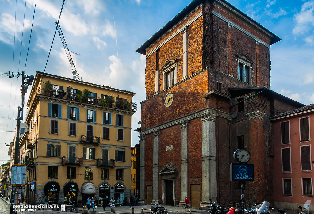 Bazilika E San Nazaro Maggiore - Milano | Secret World Trip Planner