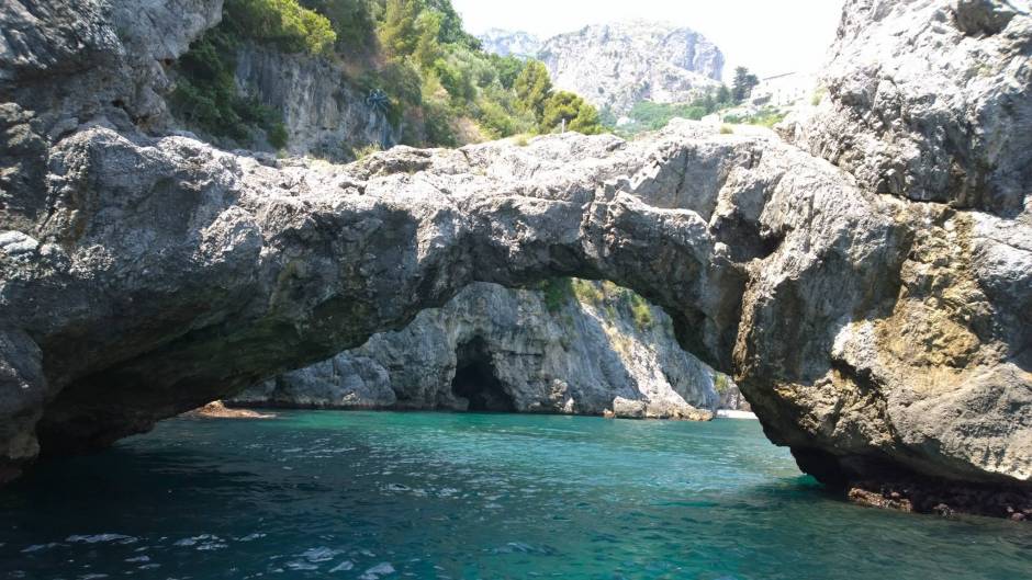 Lovers' Bridge - Amalfi | Secret World Trip Planner