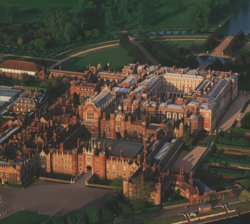Hampton Court-palatset - Molesey | Secret World Trip Planner