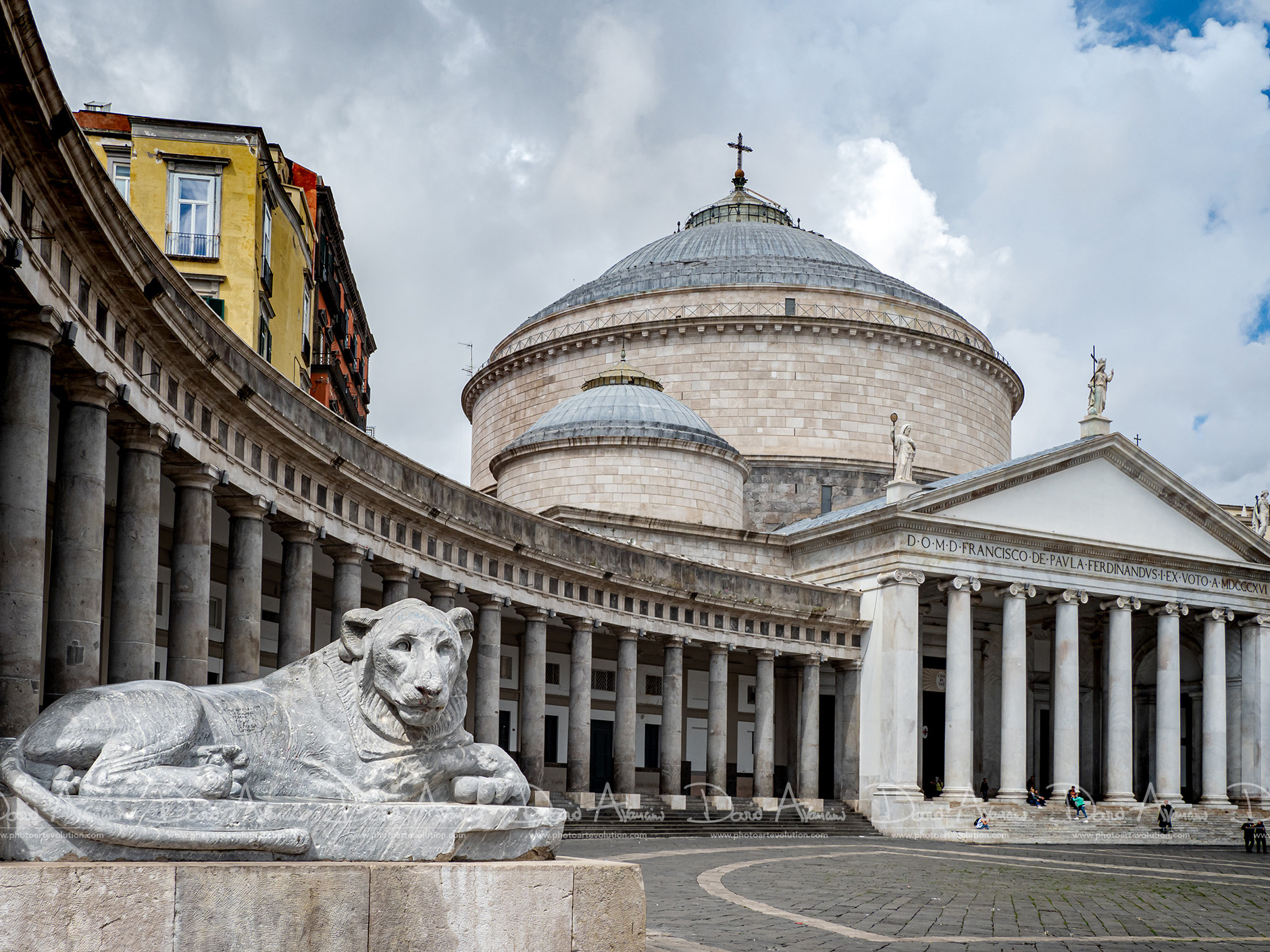 Mga pansariling kagamitan - Napoli | Secret World Trip Planner