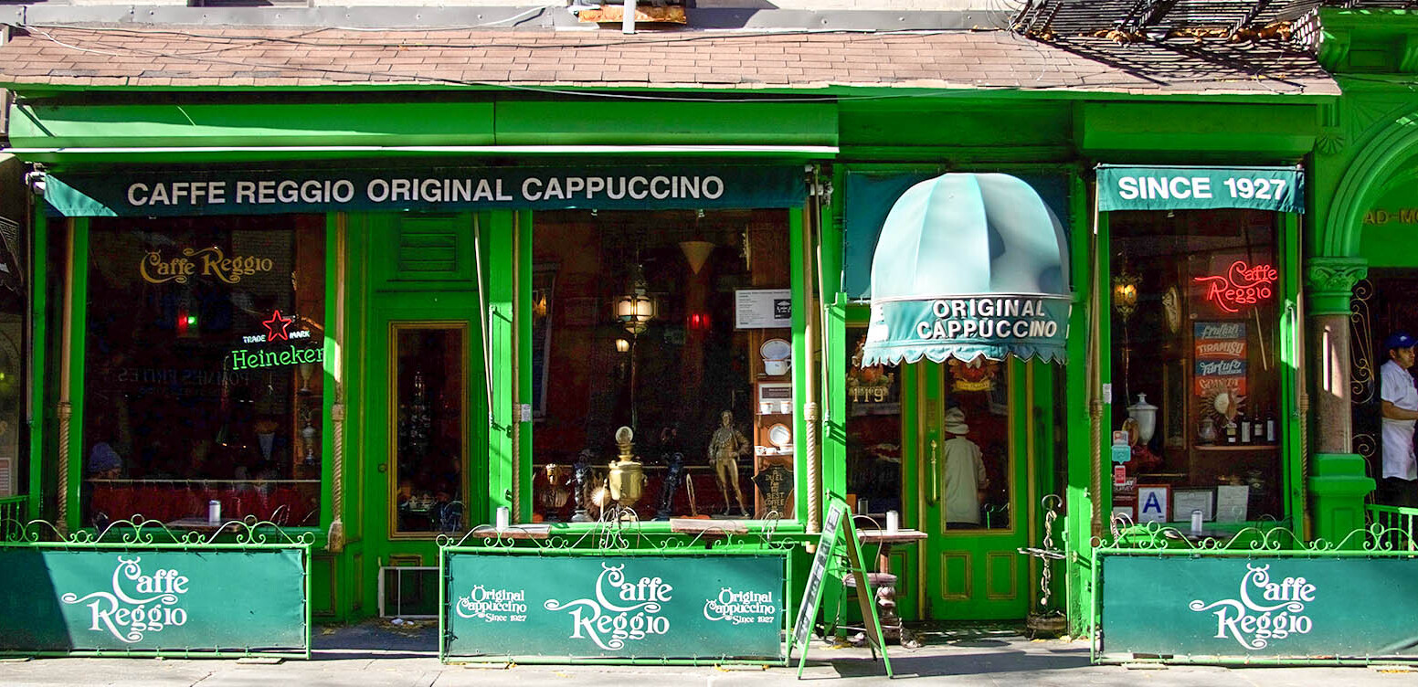 Nova York | Caffè Reggio:Primera màquina de cafè espresso als EUA - New York | Secret World Trip Planner