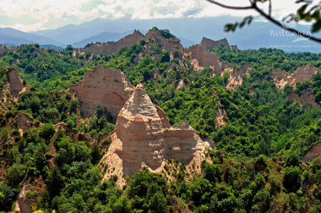 Melniko smiltainio piramidės - Sandanski | Secret World Trip Planner