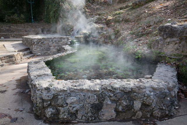 Karštųjų šaltinių nacionalinis parkas - Hot Springs | Secret World Trip Planner