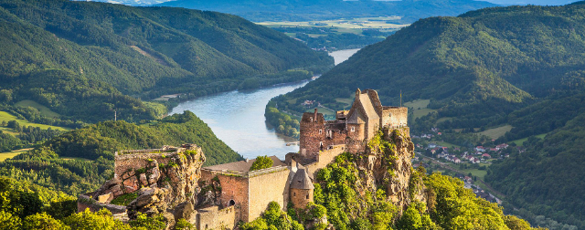 Castelo de Aggstein - Aggstein | Secret World Trip Planner