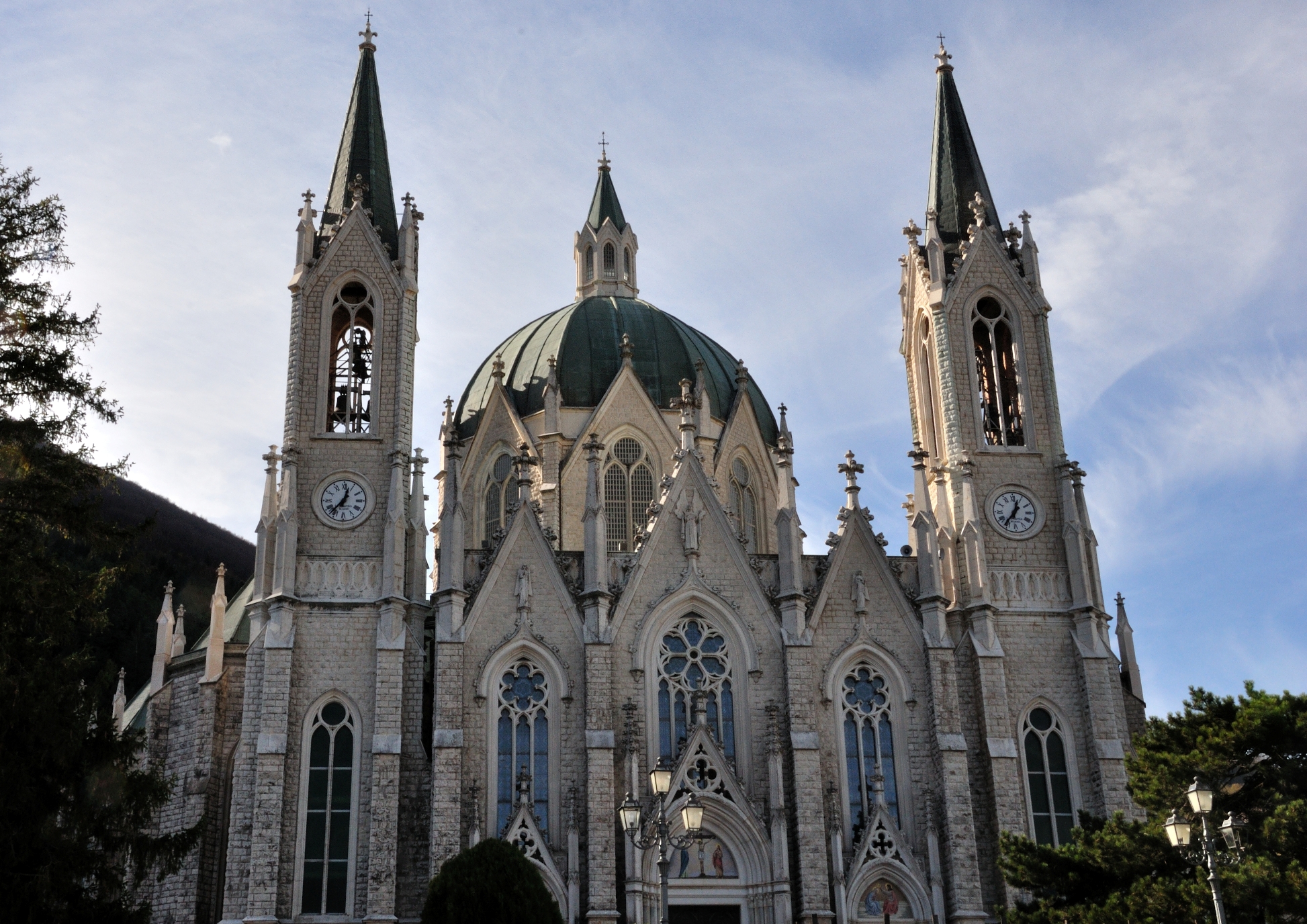 Svetište Marije Santissime Addolorata - Paduli | Secret World Trip Planner