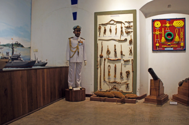 Sjó- og sjósögusafn - Trincomalee | Secret World Trip Planner