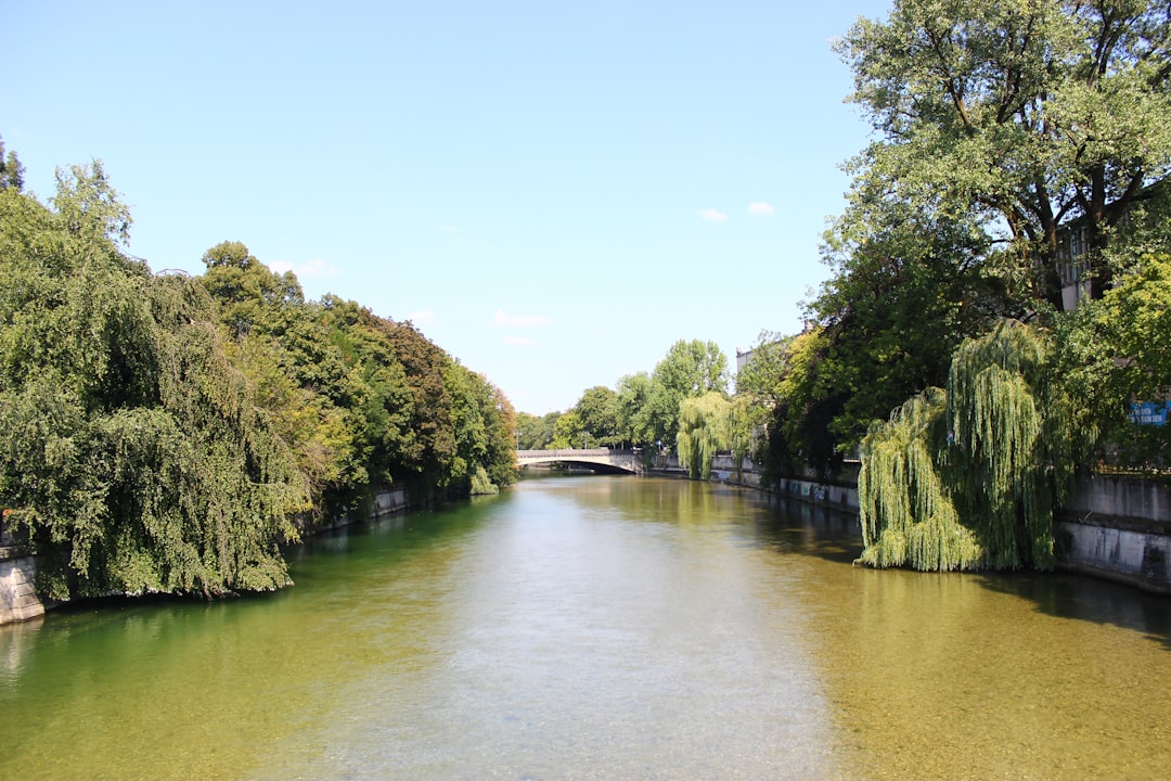 Englischer Garten, en av de största parkerna i Europa - München | Secret World Trip Planner
