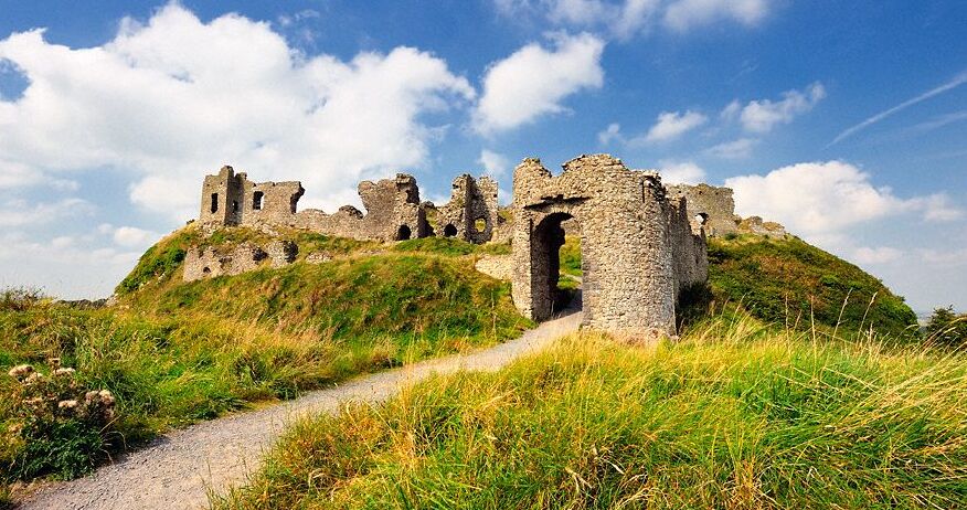 Ballycarbery Castle: History and Beauty in Ireland — Cahersiveen