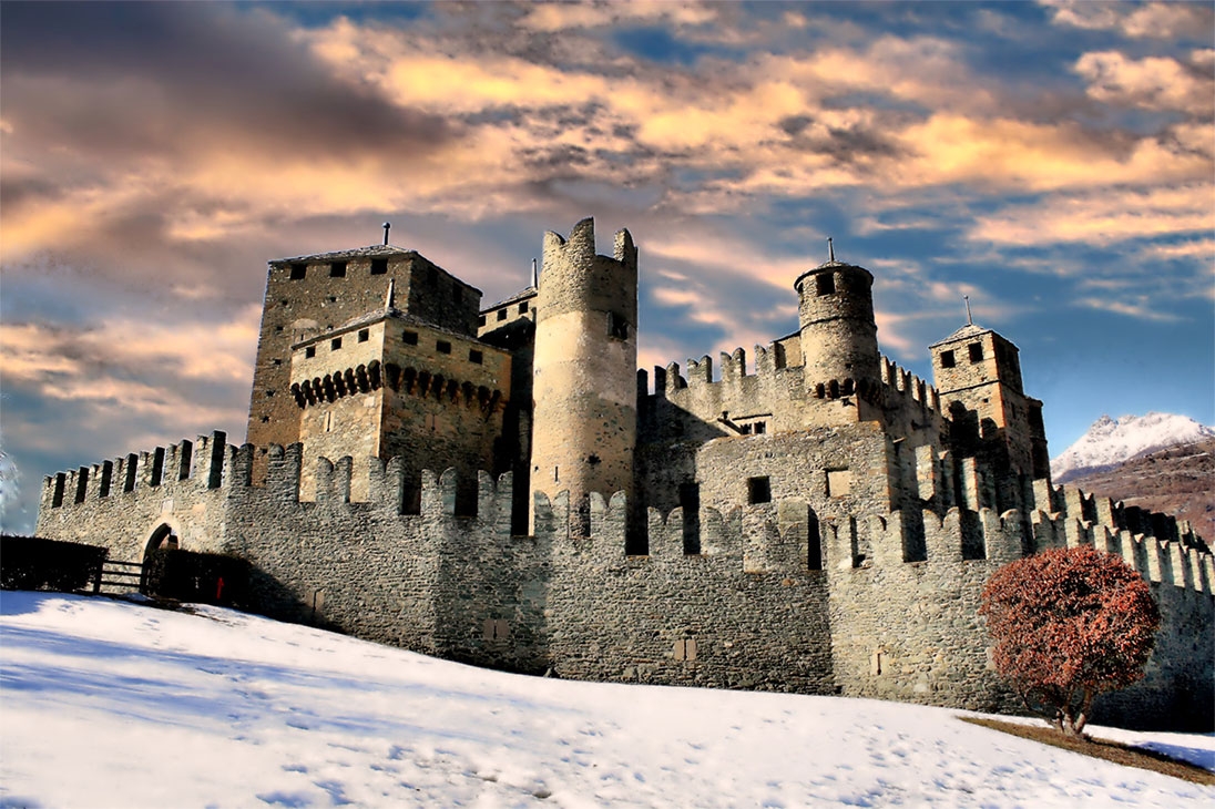 Castelo de Fenis - Fénis | Secret World Trip Planner