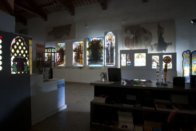 Muzeum starých vitráží - Sansepolcro | Secret World Trip Planner