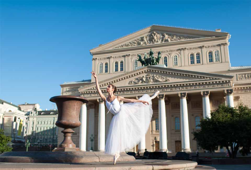 Bolshoi Theater, the main temple of Russia's culture - Mosca | Secret World Trip Planner