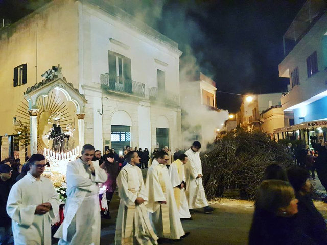 Festivalul focului: Le Focare - Cutrofiano | Secret World Trip Planner