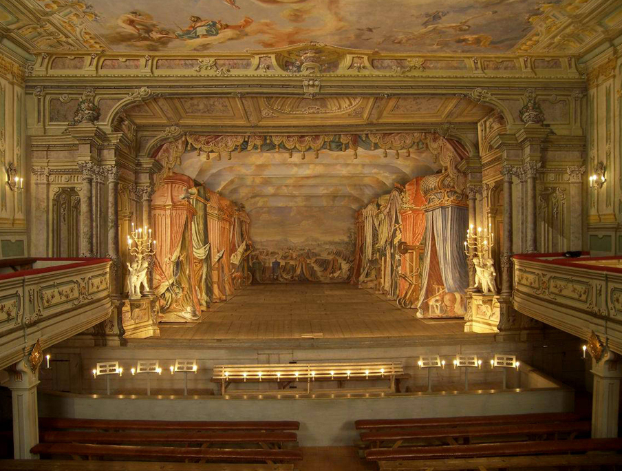 Teatro barocco del castello di Krumlov - ?eský Krumlov | Secret World Trip Planner