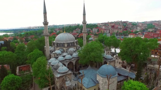 La Moschea di Eyup Sultan - Eyüp Merkez | Secret World Trip Planner