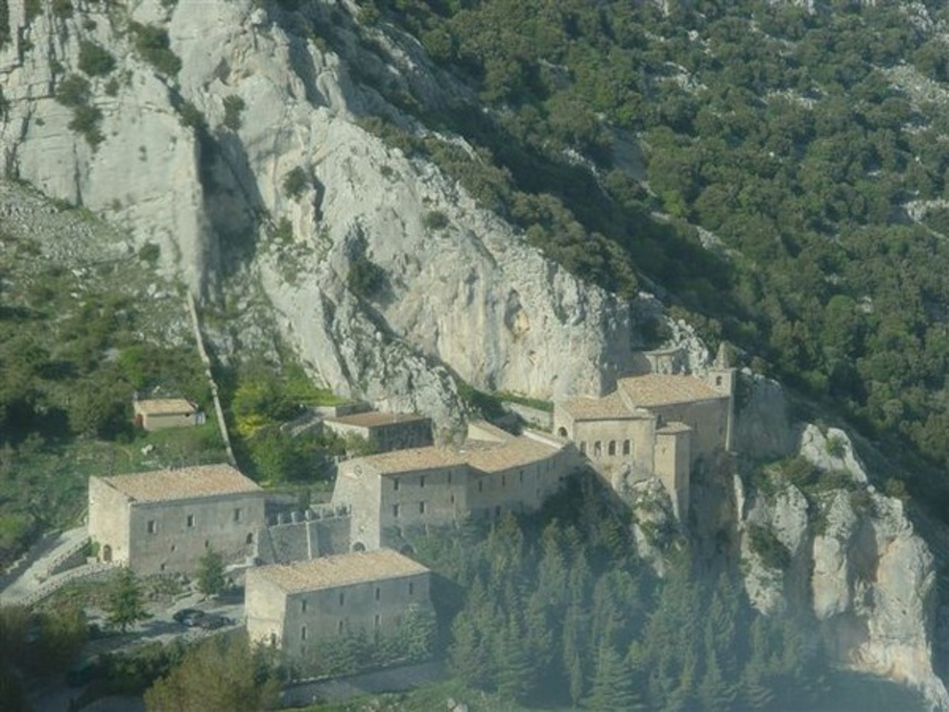 Santa Maria delle Armi Tapınağı - Cerchiara di Calabria | Secret World Trip Planner
