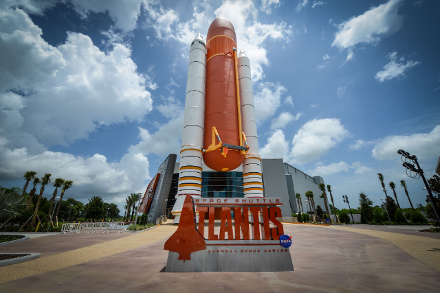 কেনেডি স্পেস সেন্টার - Florida 32899 | Secret World Trip Planner