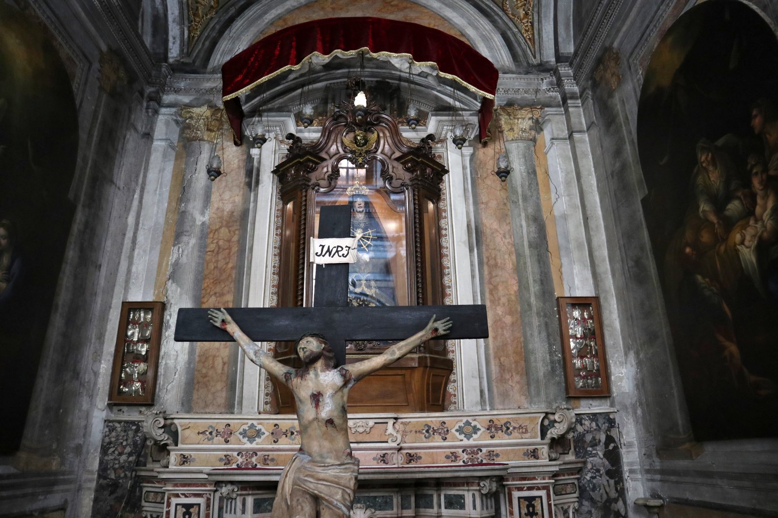 Gereja San Ferdinando - Napoli | Secret World Trip Planner