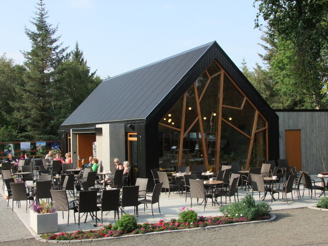 Giardino Botanico di Lystigarðurinn - Akureyri | Secret World Trip Planner