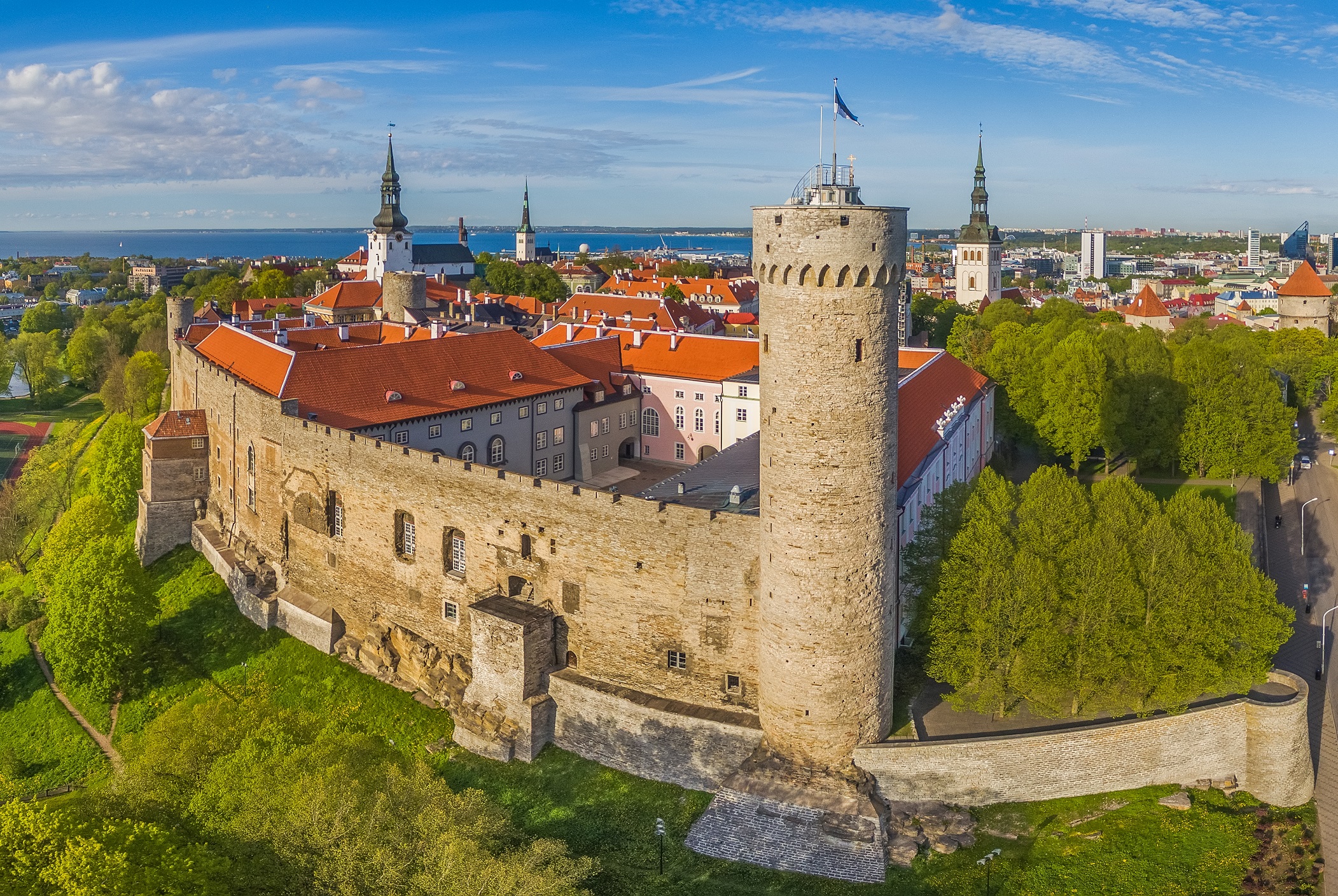 塔林：托柏城堡 - Tallinn | Secret World Trip Planner